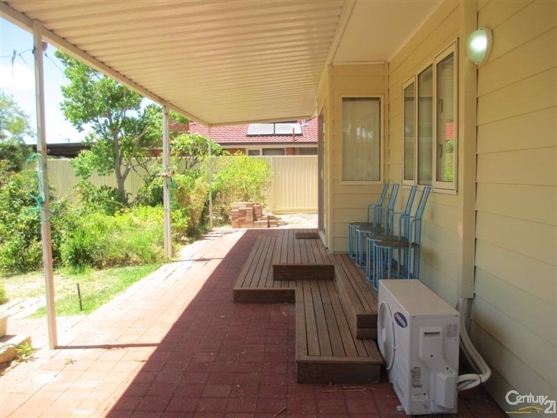 210 Safety Bay Road, Safety Bay WA 6169