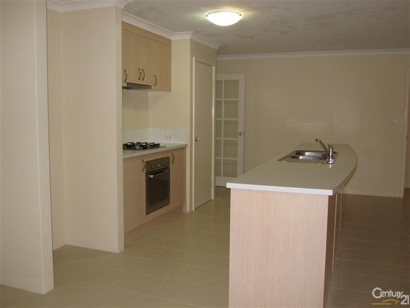 4 Sorrento Turn, Secret Harbour WA 6173