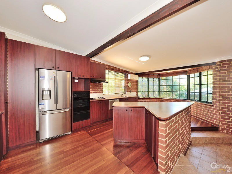 82 Safety Bay Road, Shoalwater WA 6169