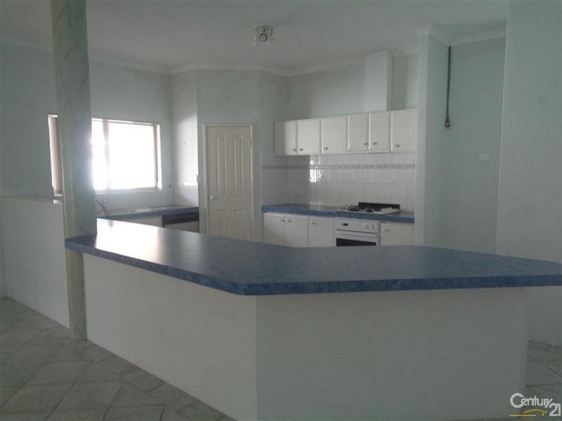 6 Vickery Street, Rockingham WA 6168