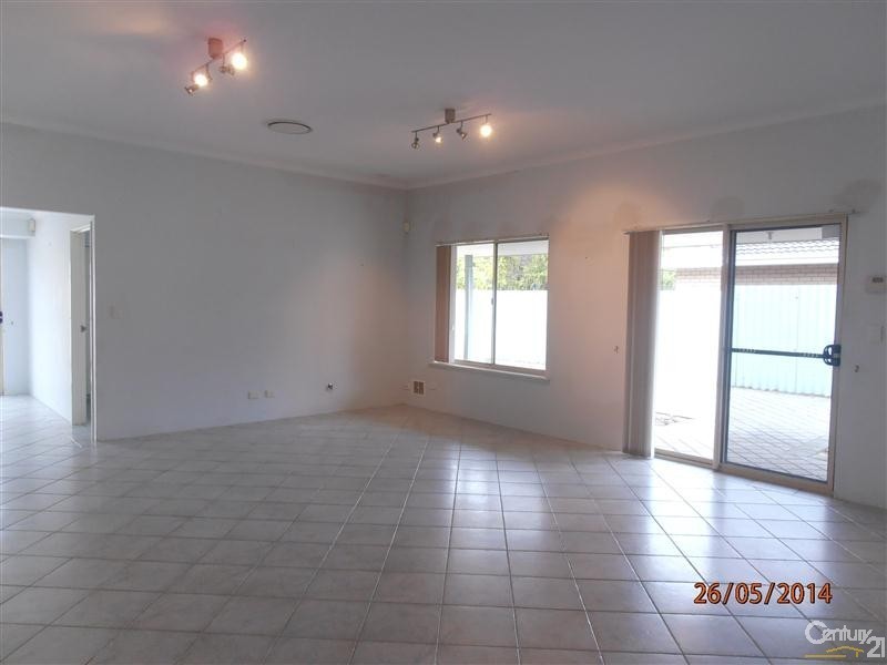 6 Vickery Street, Rockingham WA 6168