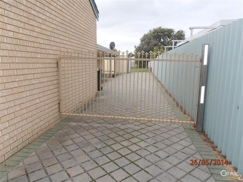 6 Vickery Street, Rockingham WA 6168
