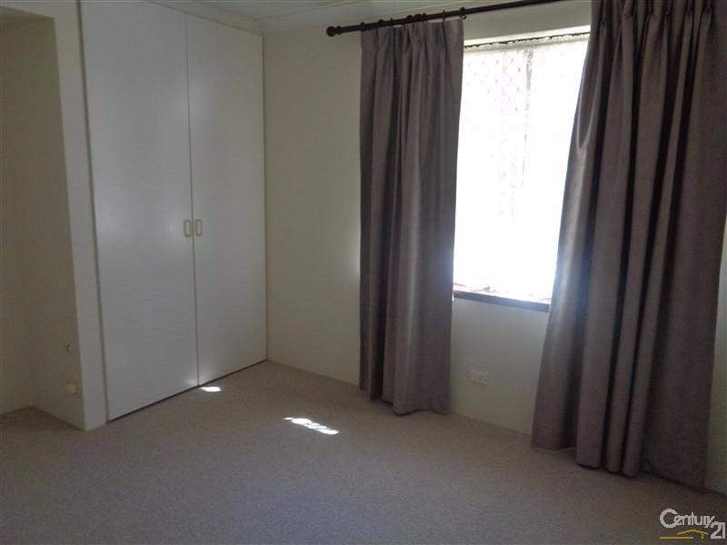 521 Safety Bay Road, Waikiki WA 6169