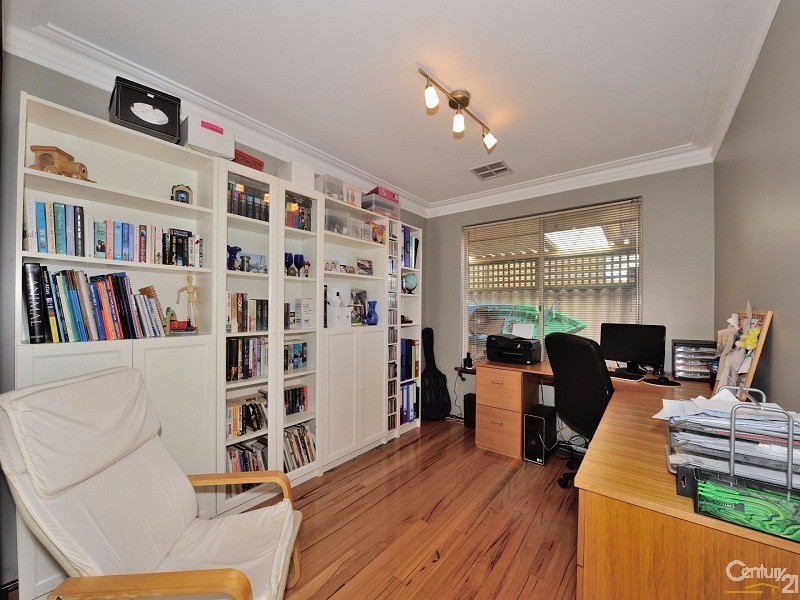 28 Keel Cove, Waikiki WA 6169