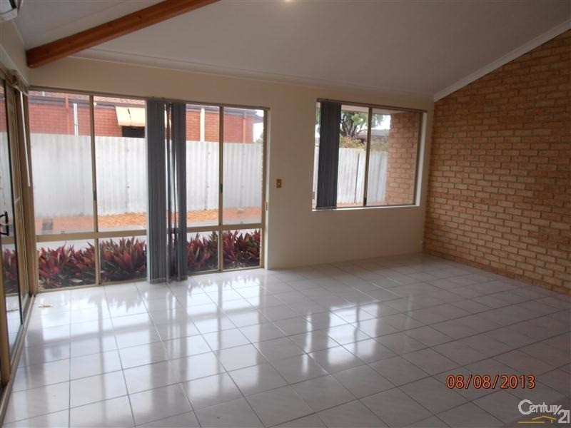 24 Welch Way, Warnbro WA 6169