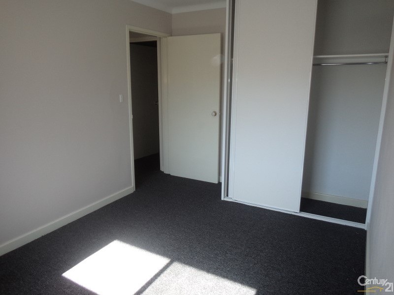 13/14 Canham Way, Orelia WA 6167