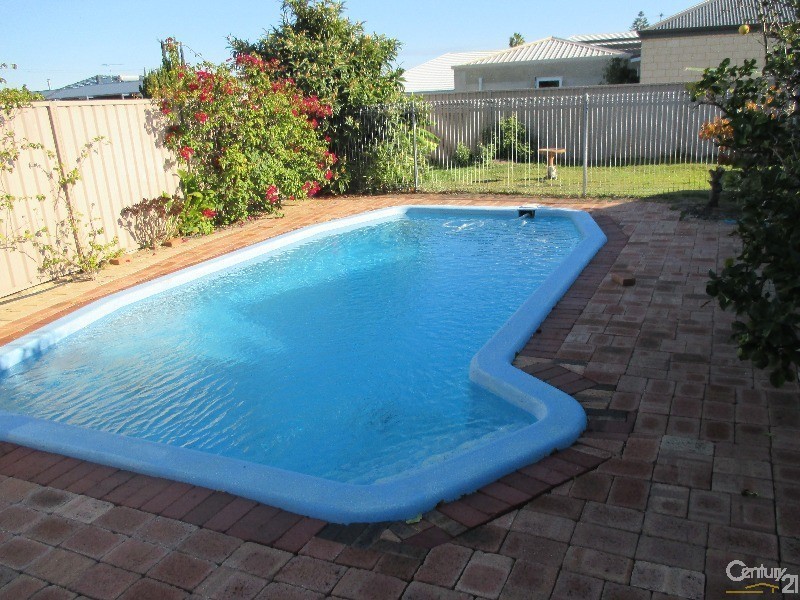 23 Waller Street, Rockingham WA 6168