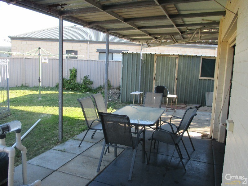 23 Waller Street, Rockingham WA 6168