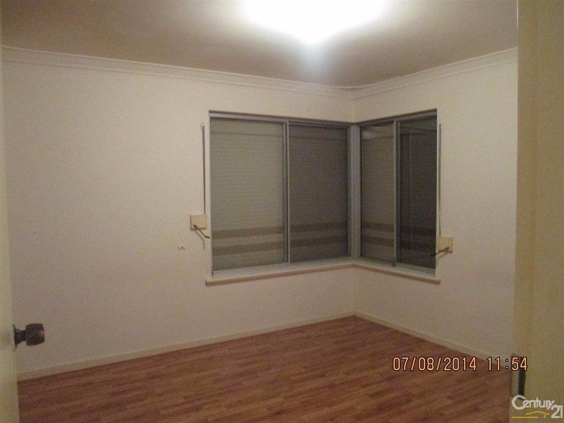 115 Fendam Street, Warnbro WA 6169