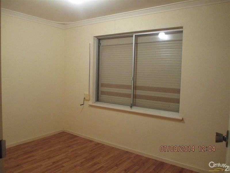115 Fendam Street, Warnbro WA 6169