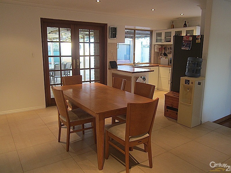 43 Kurrajong Road, Safety Bay WA 6169