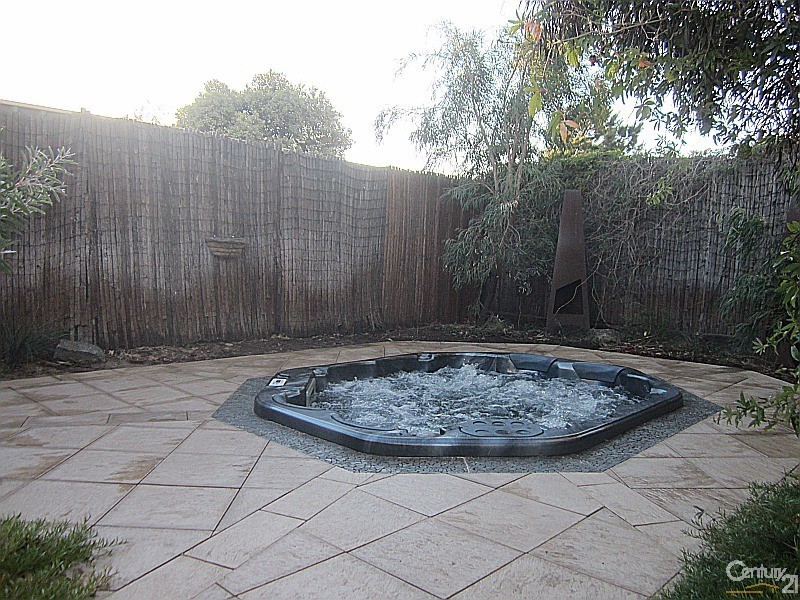 43 Kurrajong Road, Safety Bay WA 6169