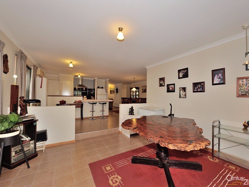 39 Tryall Avenue, Port Kennedy WA 6172
