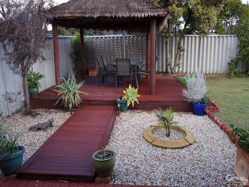 46 Montebourg Meander, Port Kennedy WA 6172