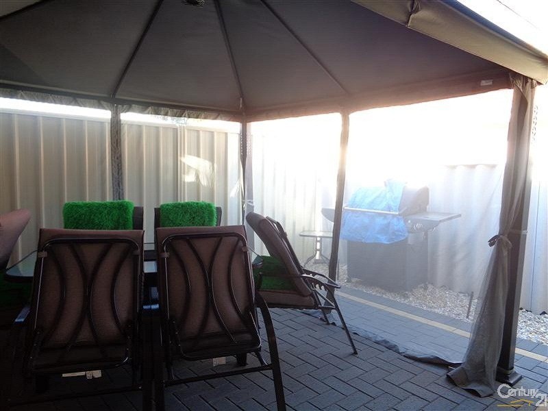 3/213 Willmott Drive, Waikiki WA 6169