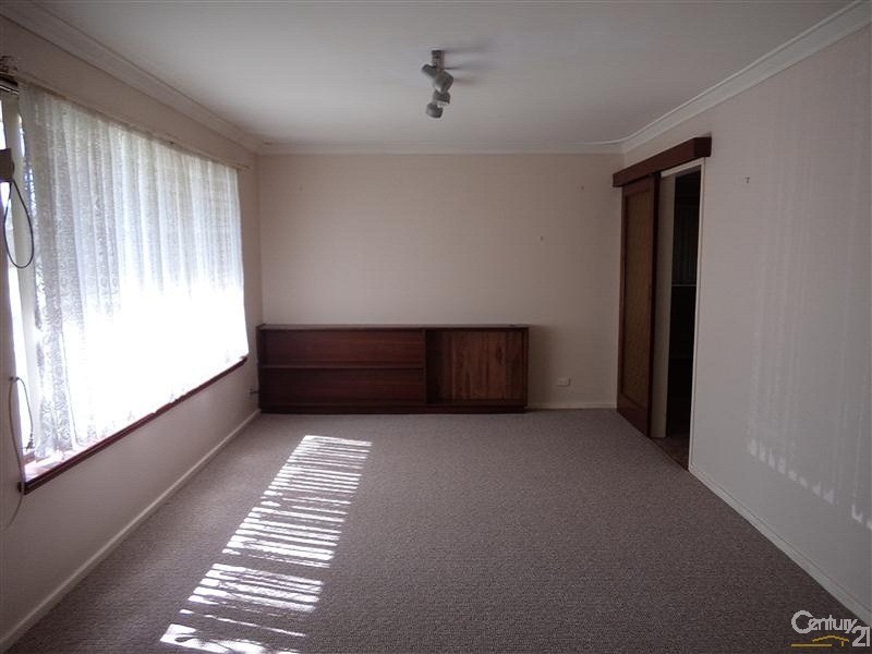 5 Moorine Court, Hillman WA 6168