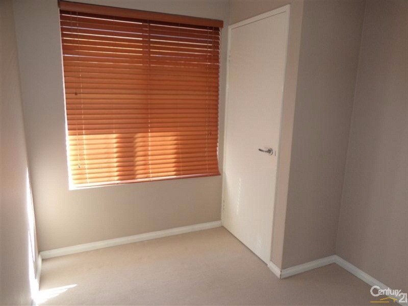 1 Leeder Street, Safety Bay WA 6169