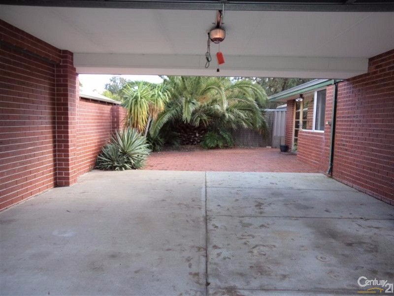 1 Leeder Street, Safety Bay WA 6169