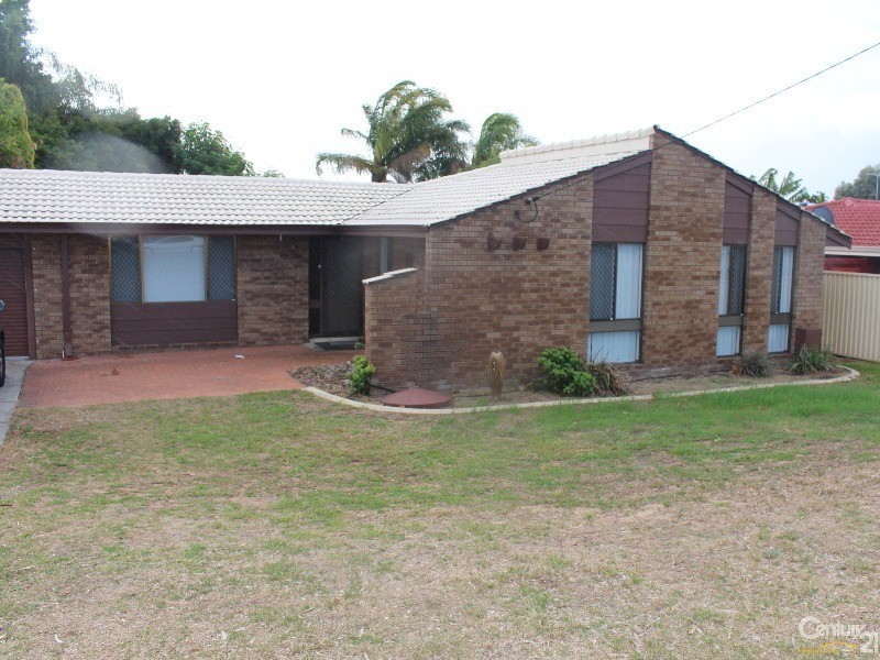 81 Council Avenue, Rockingham WA 6168