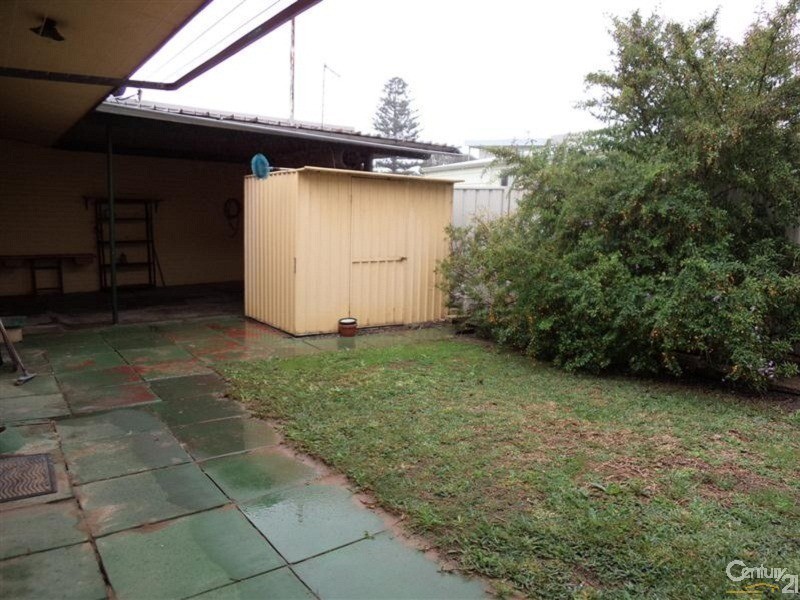 9A Bay View Street, Rockingham WA 6168