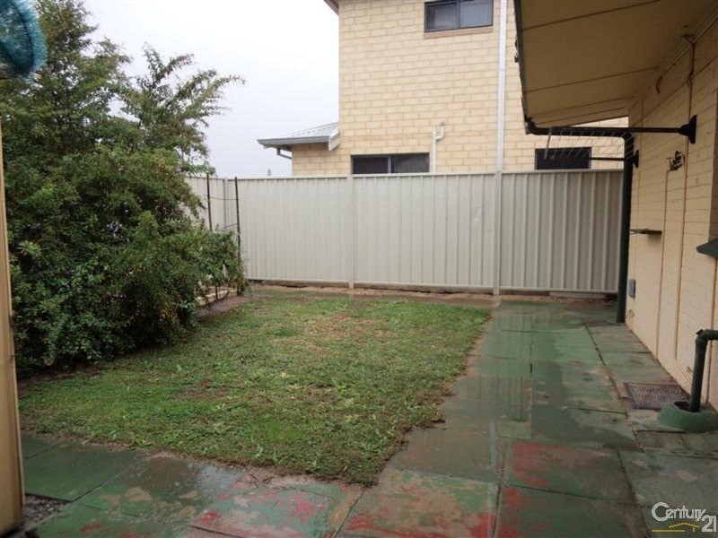 9A Bay View Street, Rockingham WA 6168