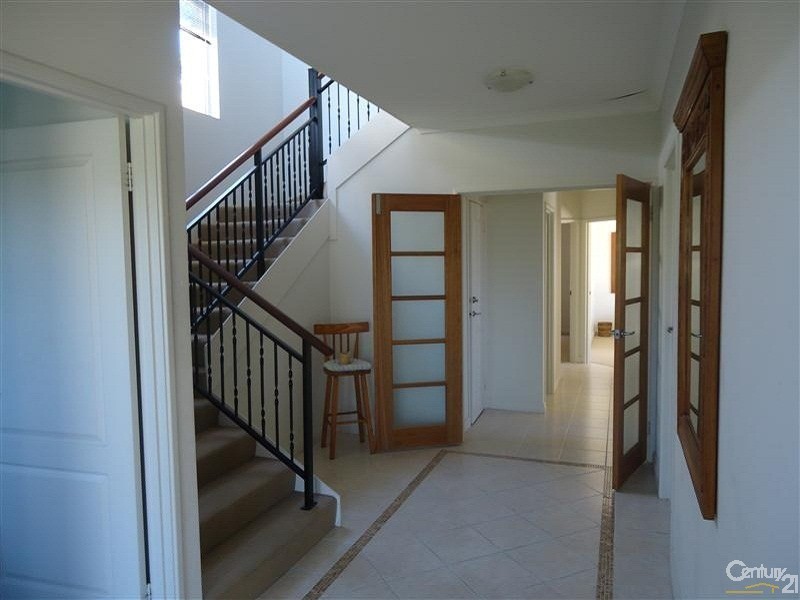 8 Weld Street, Rockingham WA 6168