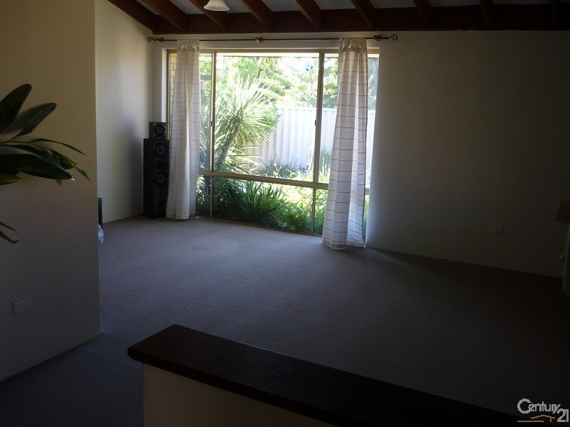 59 Kurrajong Road, Safety Bay WA 6169