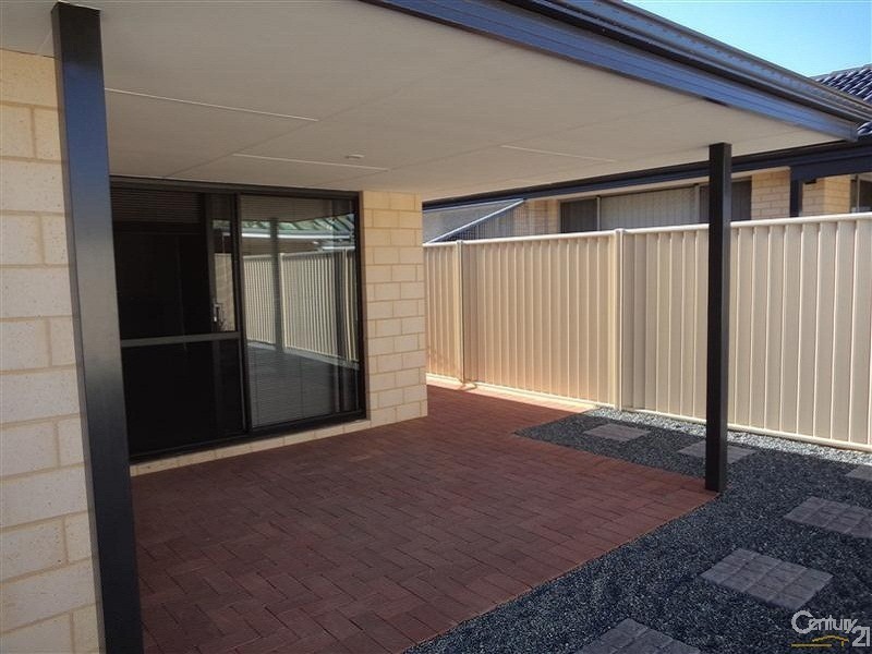 8 Whipbird Street, Baldivis WA 6171