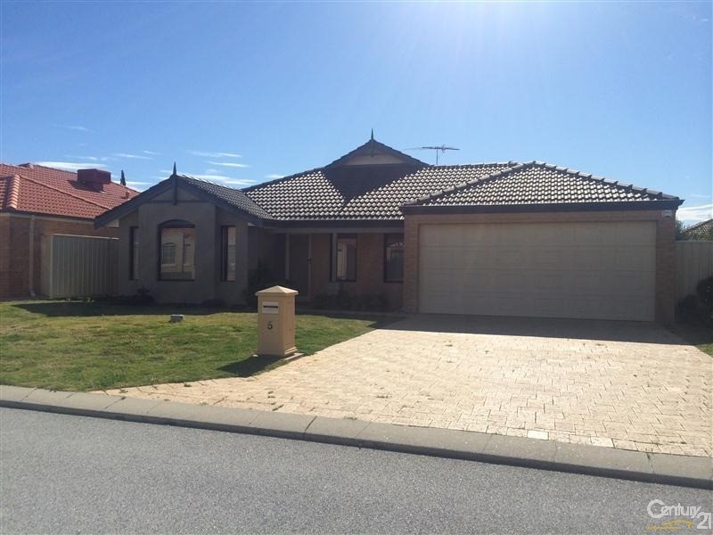 5 Tarcoola Way, Secret Harbour WA 6173
