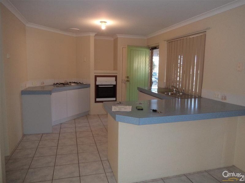 22 Gidgi Way, Waikiki WA 6169