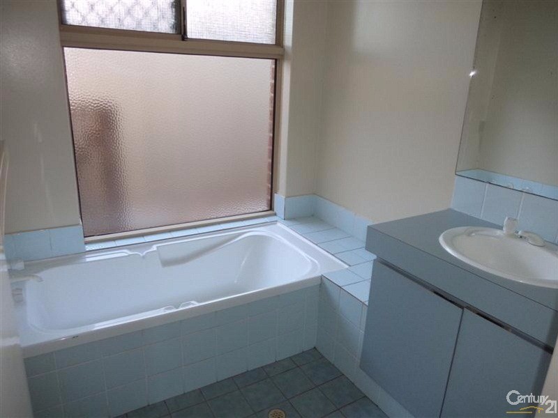 22 Gidgi Way, Waikiki WA 6169