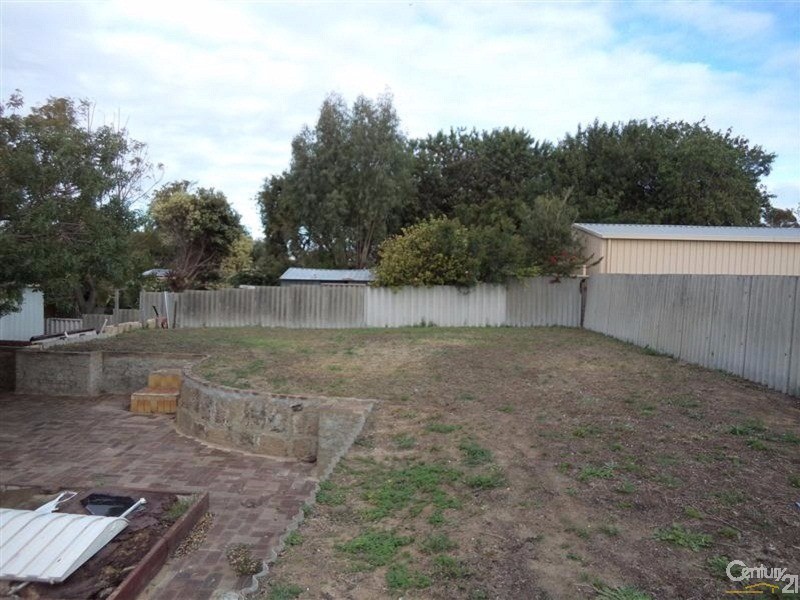 91 Safety Bay Road, Shoalwater WA 6169