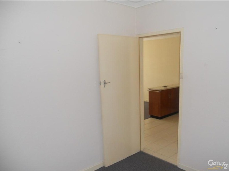 6/4 Afon Avenue, Shoalwater WA 6169