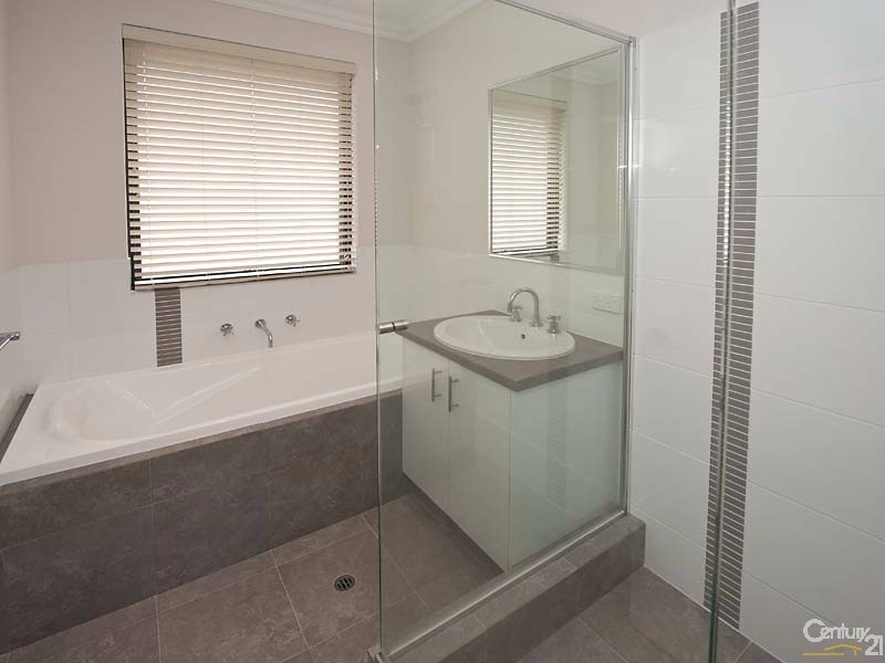 3/93 Kent Street, Rockingham WA 6168