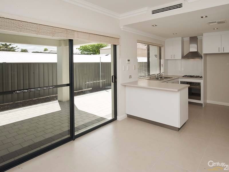 3/93 Kent Street, Rockingham WA 6168