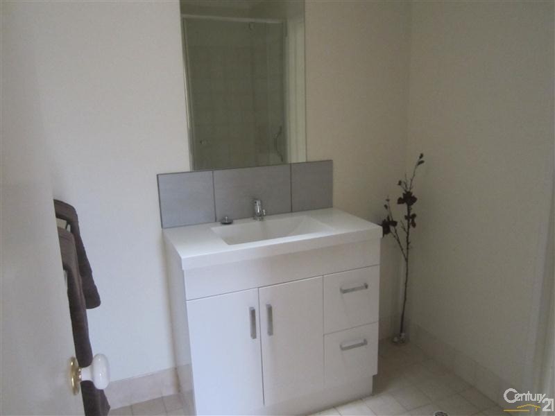 1/33 Fletcher Street, Rockingham WA 6168