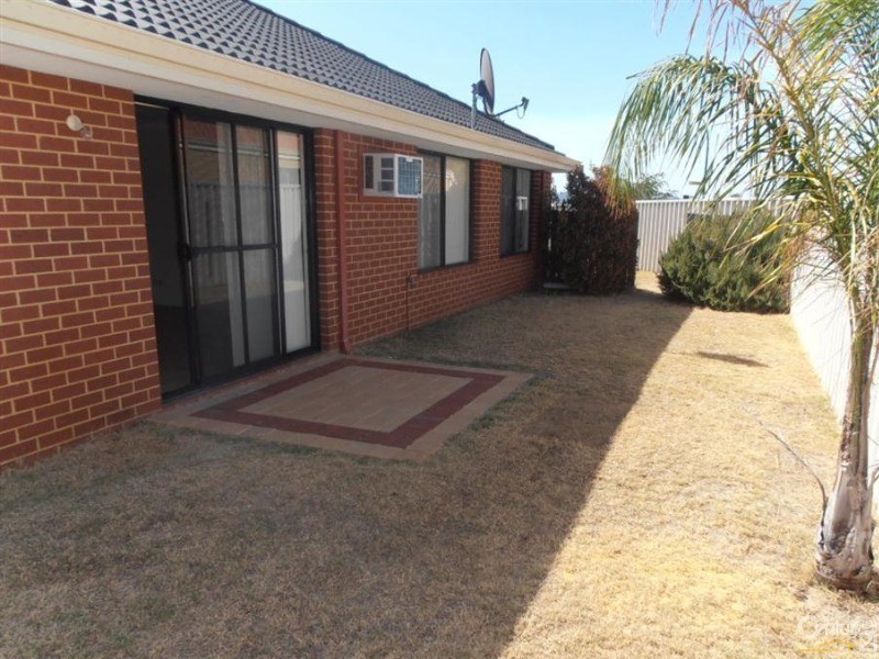 48A Toledo Circuit, Port Kennedy WA 6172