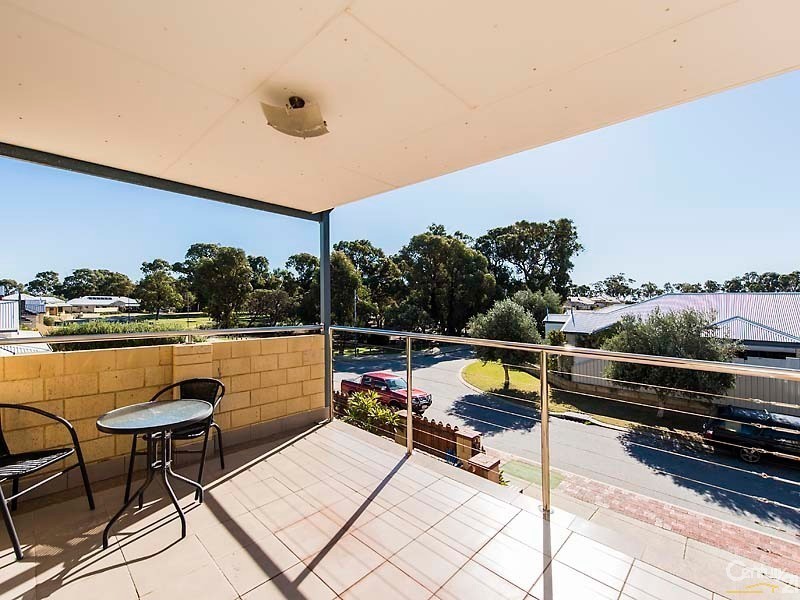 48 Keystone Loop, Secret Harbour WA 6173