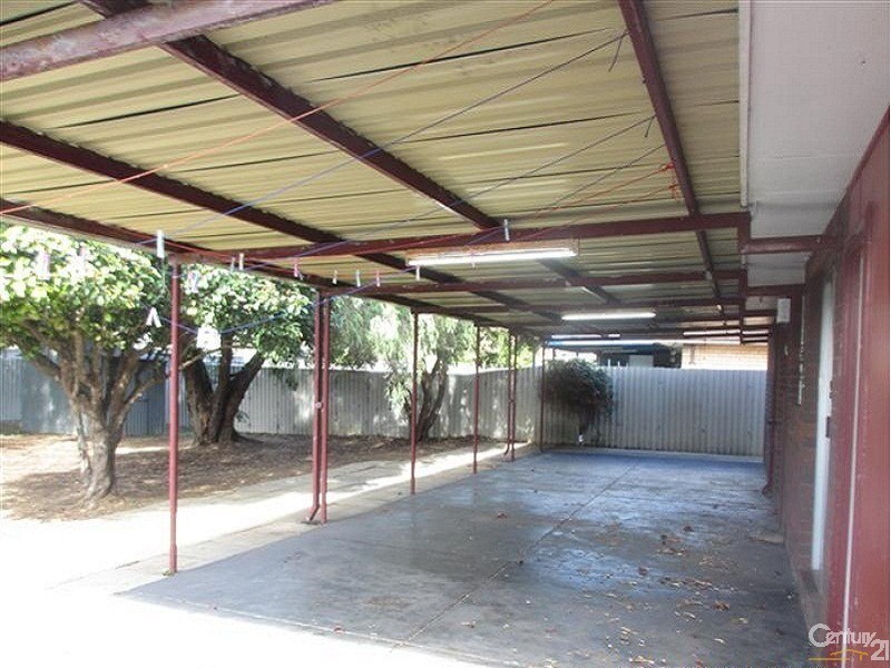 68 Council Avenue, Rockingham WA 6168