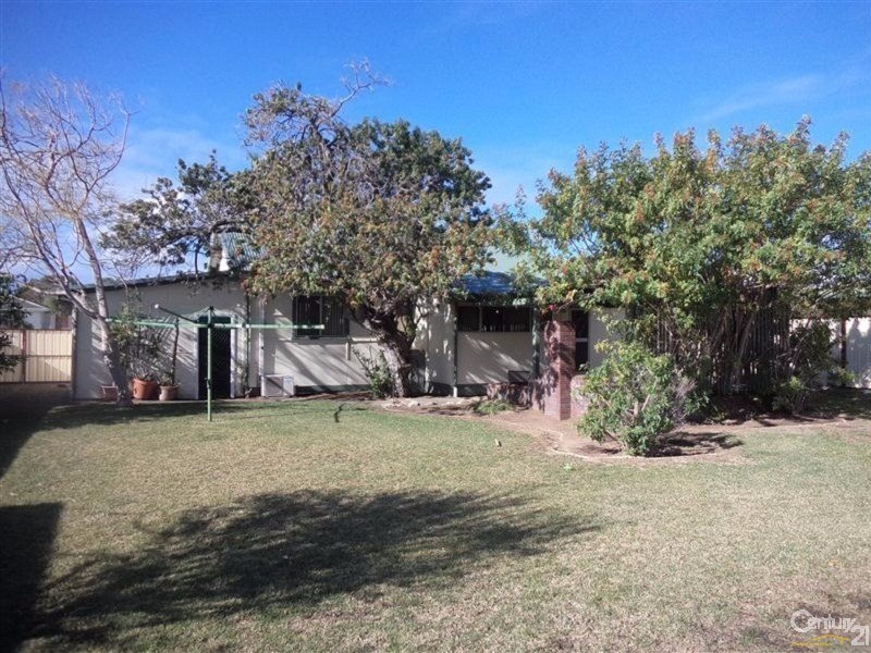 5 Catherine Street, Safety Bay WA 6169