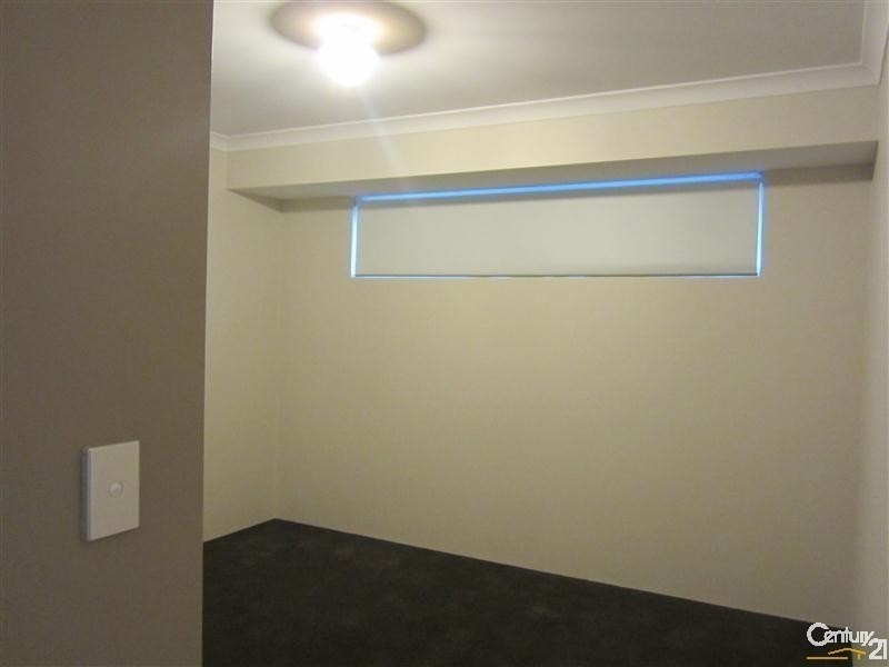 6 Indee Pass, Secret Harbour WA 6173