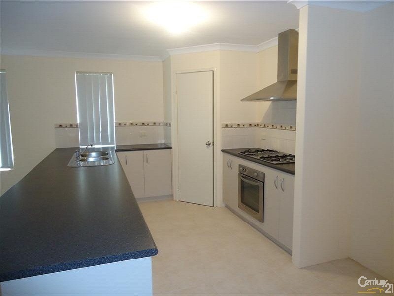 5 Lavinia Crescent, Secret Harbour WA 6173