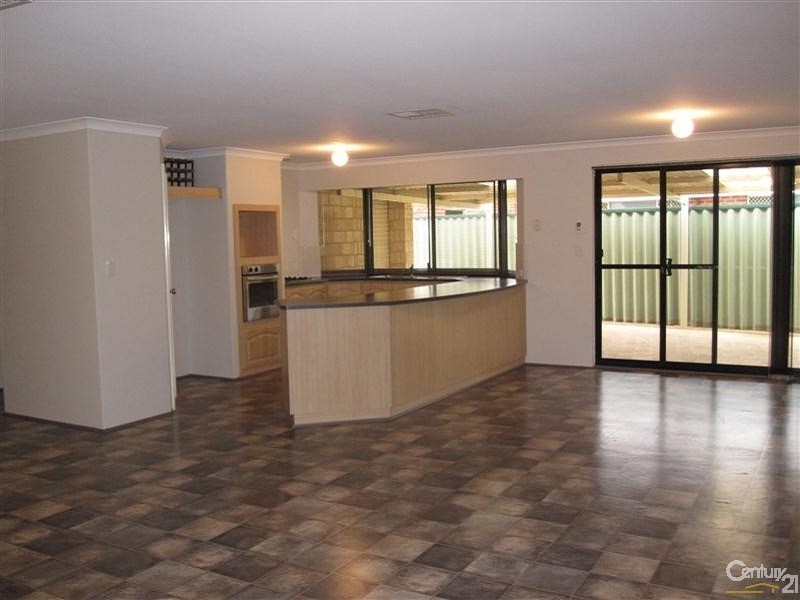 10 Caldera Way, Port Kennedy WA 6172