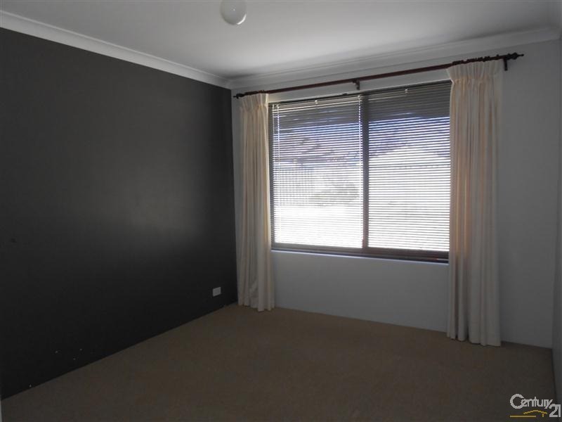 10 Caldera Way, Port Kennedy WA 6172