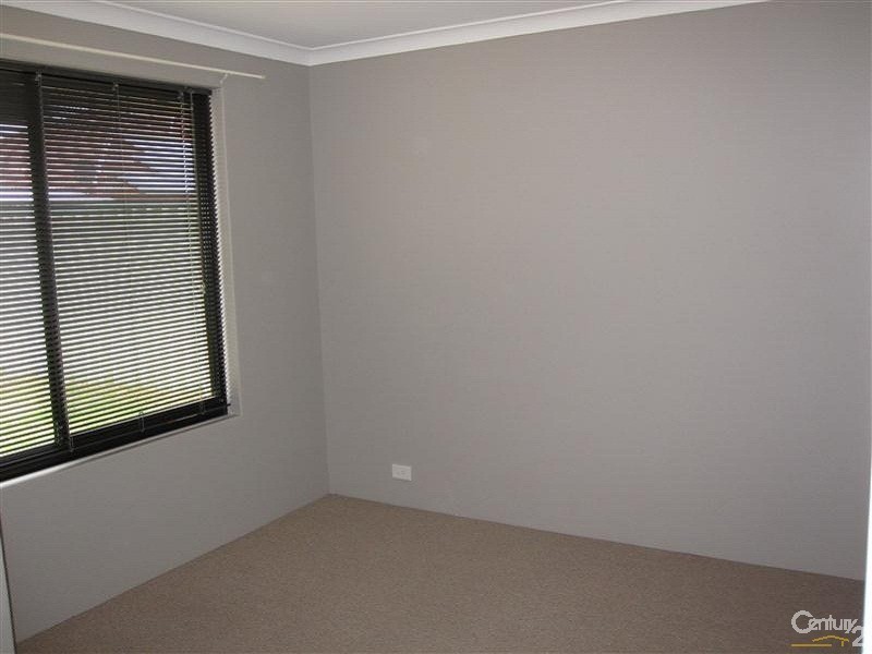 10 Caldera Way, Port Kennedy WA 6172