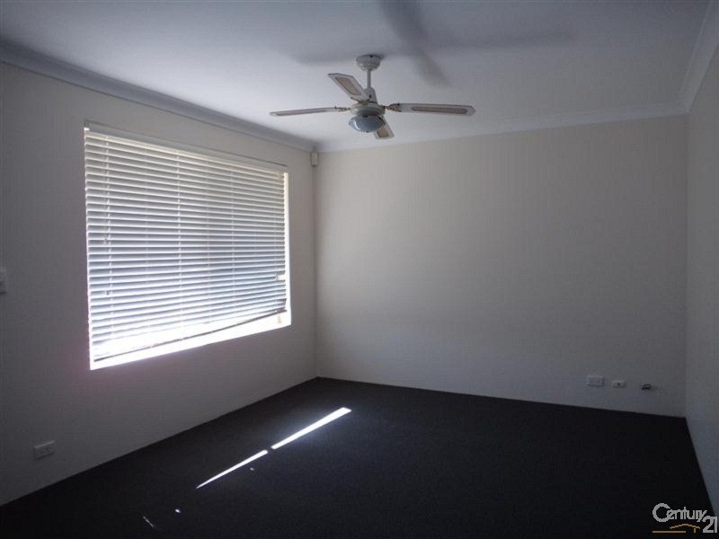 7 Teakdale Close, Safety Bay WA 6169