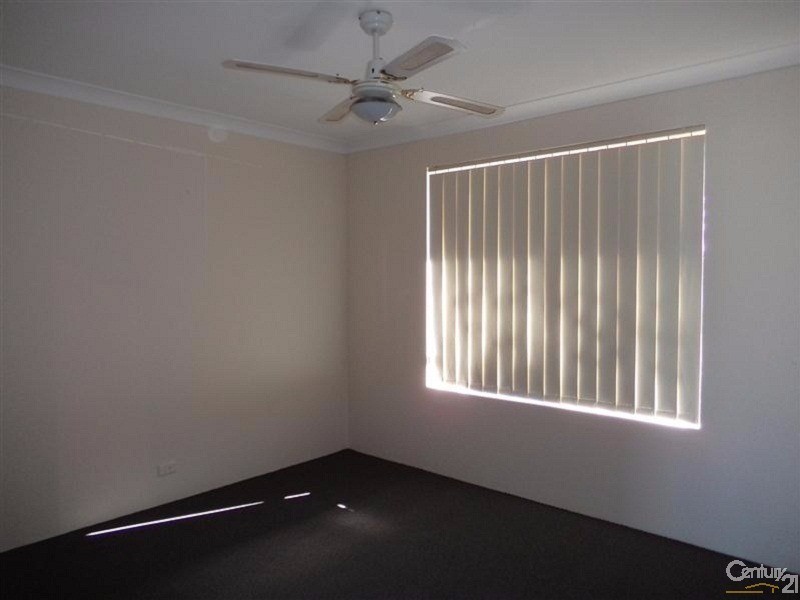 7 Teakdale Close, Safety Bay WA 6169