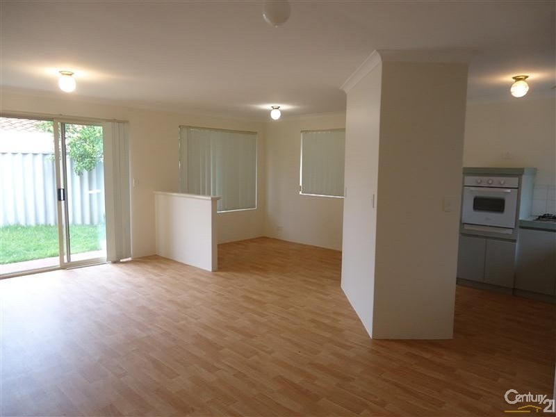 3/6 Dowling Street, Rockingham WA 6168