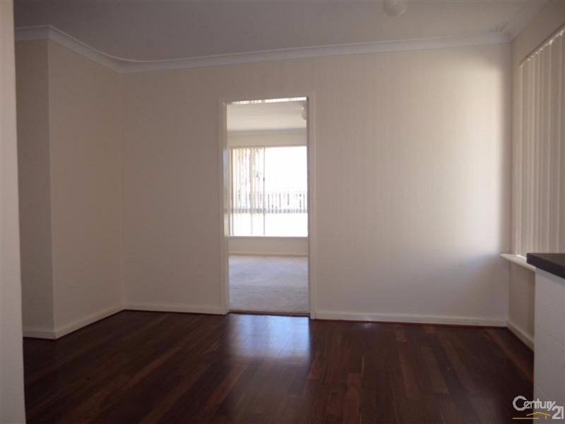 25 Biscayne Street, Safety Bay WA 6169