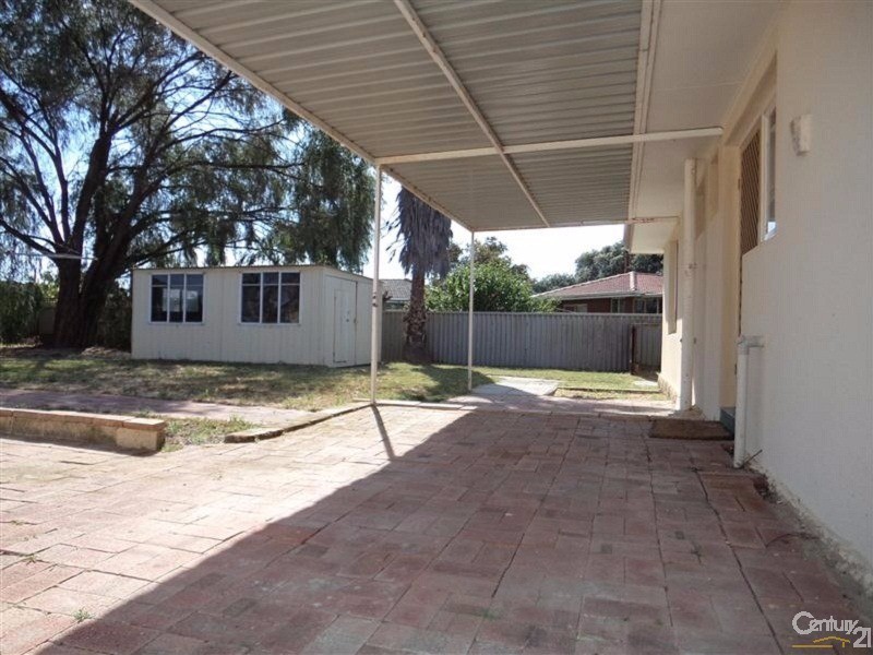 25 Biscayne Street, Safety Bay WA 6169